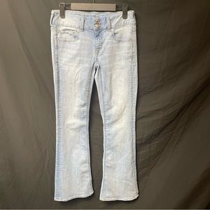 American Eagle super stretch low rise artist flare jeans - size 6